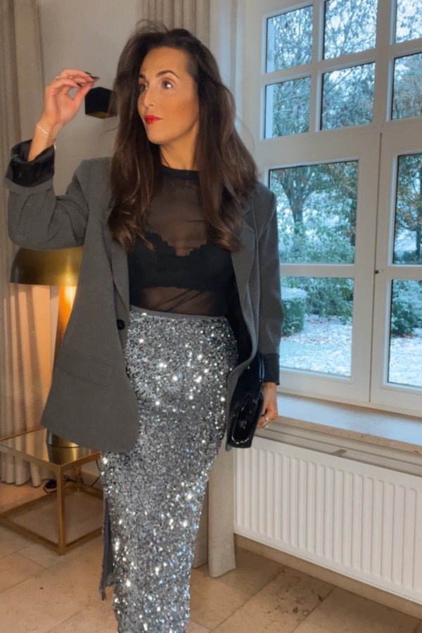 VALERA SEQUIN SKIRT