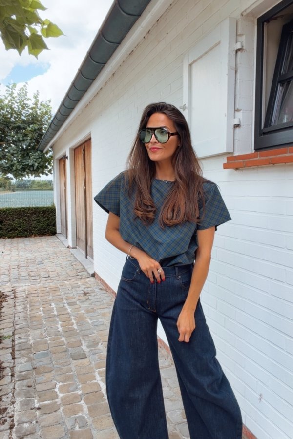 THE O SHAPE JEANS