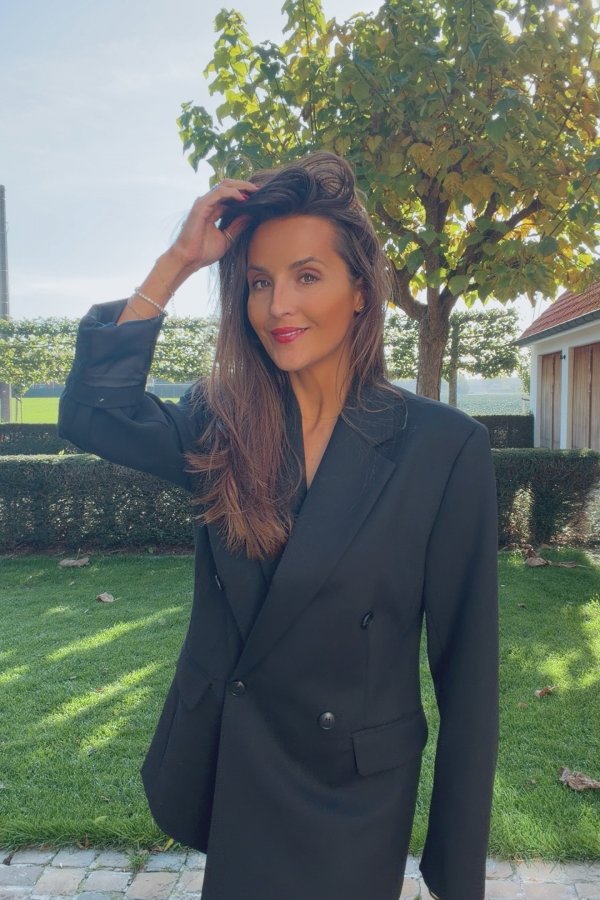 MARA BLAZER