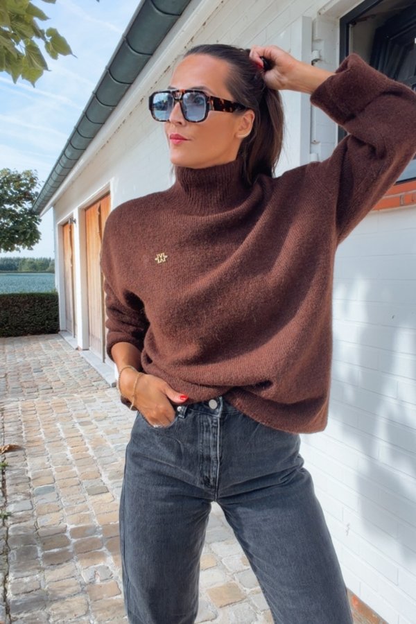 ROELIEN COLL PULL