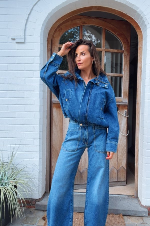 SOLANGE BARREL JEANS