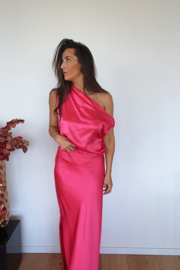 HANA LONG LOGO SKIRT