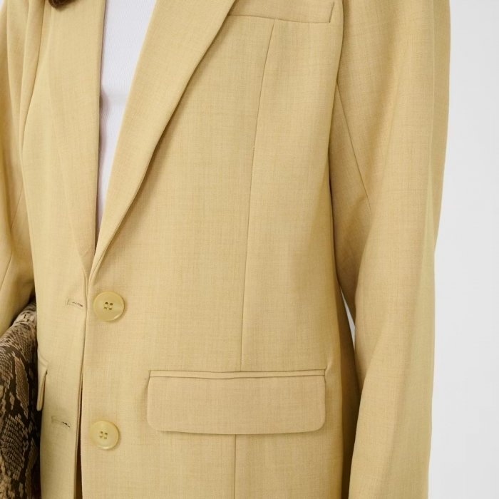 OVERSIZED & FLOWY STAYS